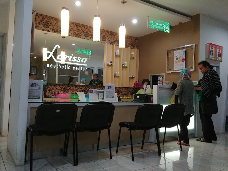 Astila Salon: Senyum Cerah, Kulit Berseri di Jantung Cilacap